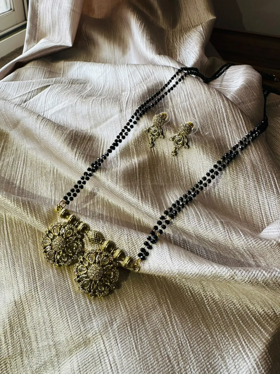 Traditional Double Line Black Beaded Round Floral Pendant Mangalsutra Jewelry Set for Women